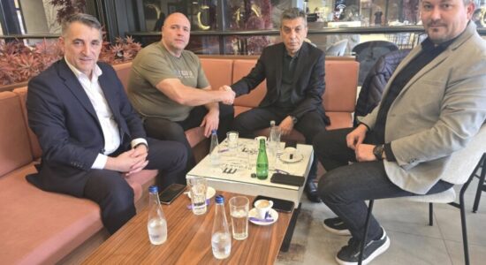 Koalicioni VLEN mbështet ZNAM-in në raundin e dytë të zgjedhjeve lokale në Kumanovë