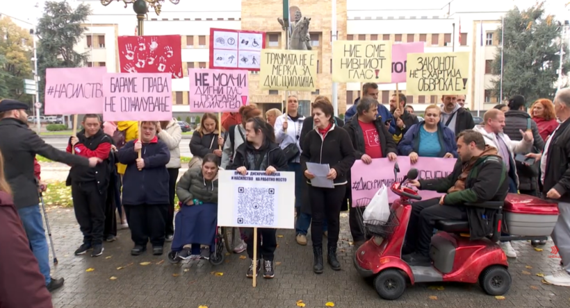 (VIDEO) Dhunë ndaj një 21 vjeçari me sindrom down