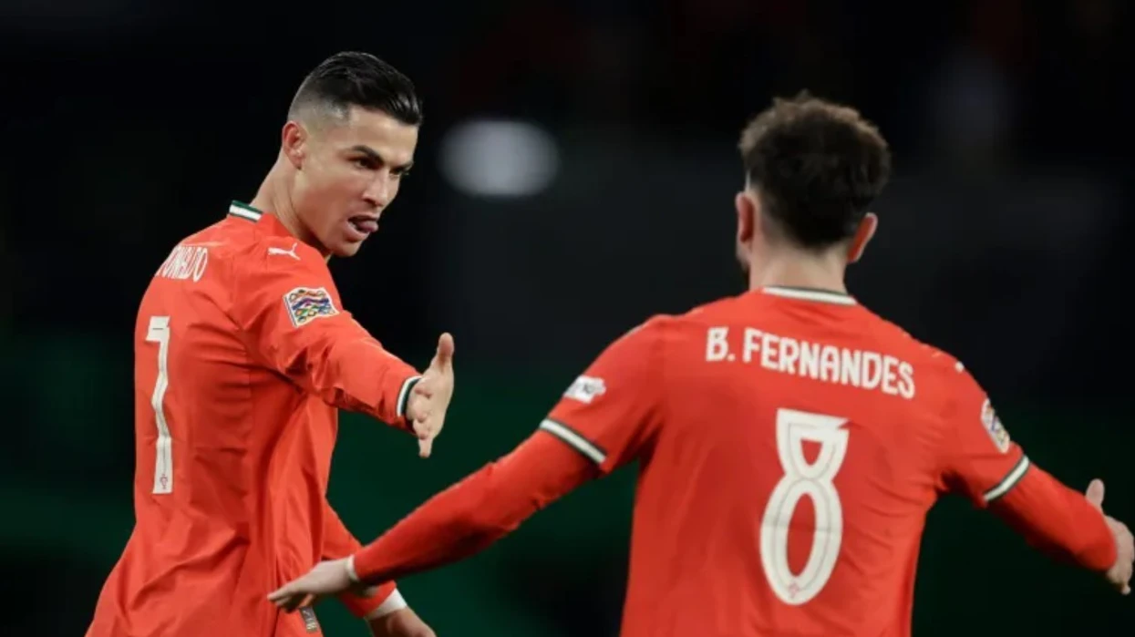 Zbulohen prapaskenat: Bruno Fernandes diskutoi me Ronaldon për ‘pagën astronomike’ që i ofroi gjiganti arab