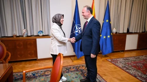 Gashi takoi deputeten turke Toj: Bashkëpunim më i ngushtë mes dy vendeve