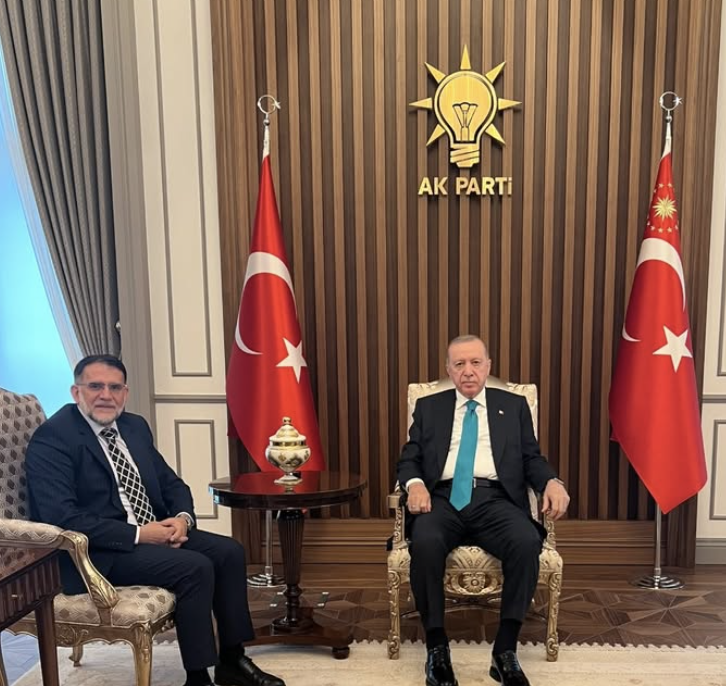 Presidenti Erdoğan bisedon me Salih Murat: E ndjek nga afër punën tuaj
