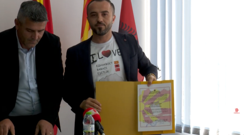 (VIDEO) Çashka nga sot do të flas shqip, Shaqiri mori zyrtarisht detyrën