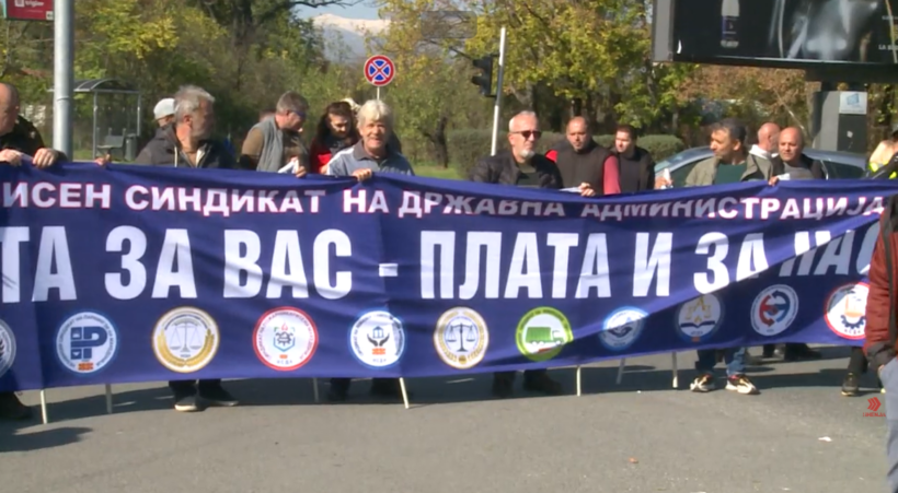 VIDEO) Protestë në Shkup, punëtorët e NP Parqe dhe Gjelbërime nuk kanë marrë pagën e shtatorit