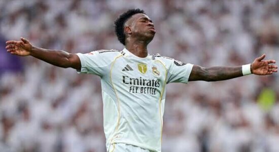 5 gjigantët evropianë monitorojnë situatën e Vinícius Junior