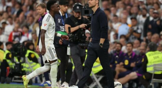 Zemërimi me Alonson pas zëvendësimit, te Reali marrin vendimin për Vinicius