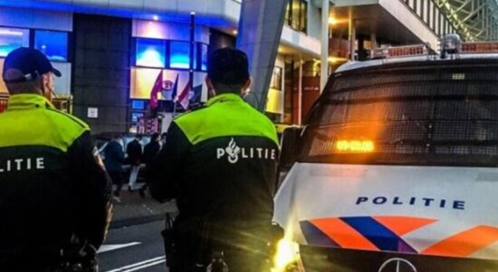 Trazira në Eindhoven, arrestohen 180 tifozë të Napolit