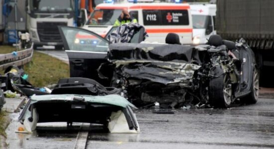 Aksident fatal në Gjermani, dy të vdekur dhe dy të plagosur
