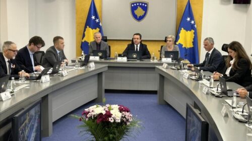 Kurti: Serbia po ndërhyn në zgjedhjet lokale të 12 tetorit në Kosovë