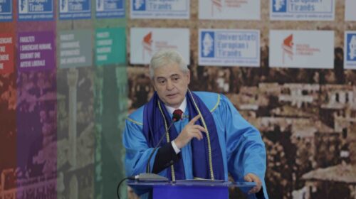 Ali Ahmeti nderohet me titullin “Doctor Honoris Causa” nga Universiteti Evropian i Tiranës: Ky çmim nuk është vetëm për mua, por për të gjithë ju!