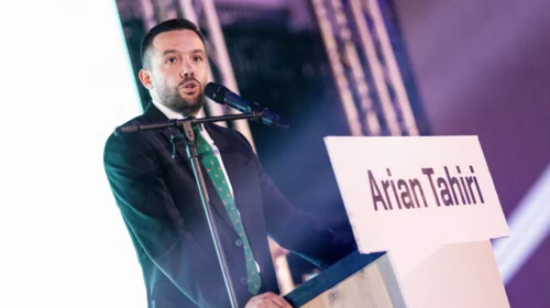 Befasi në Mitrovicë, Arian Tahiri i PDK-së prin bindshëm