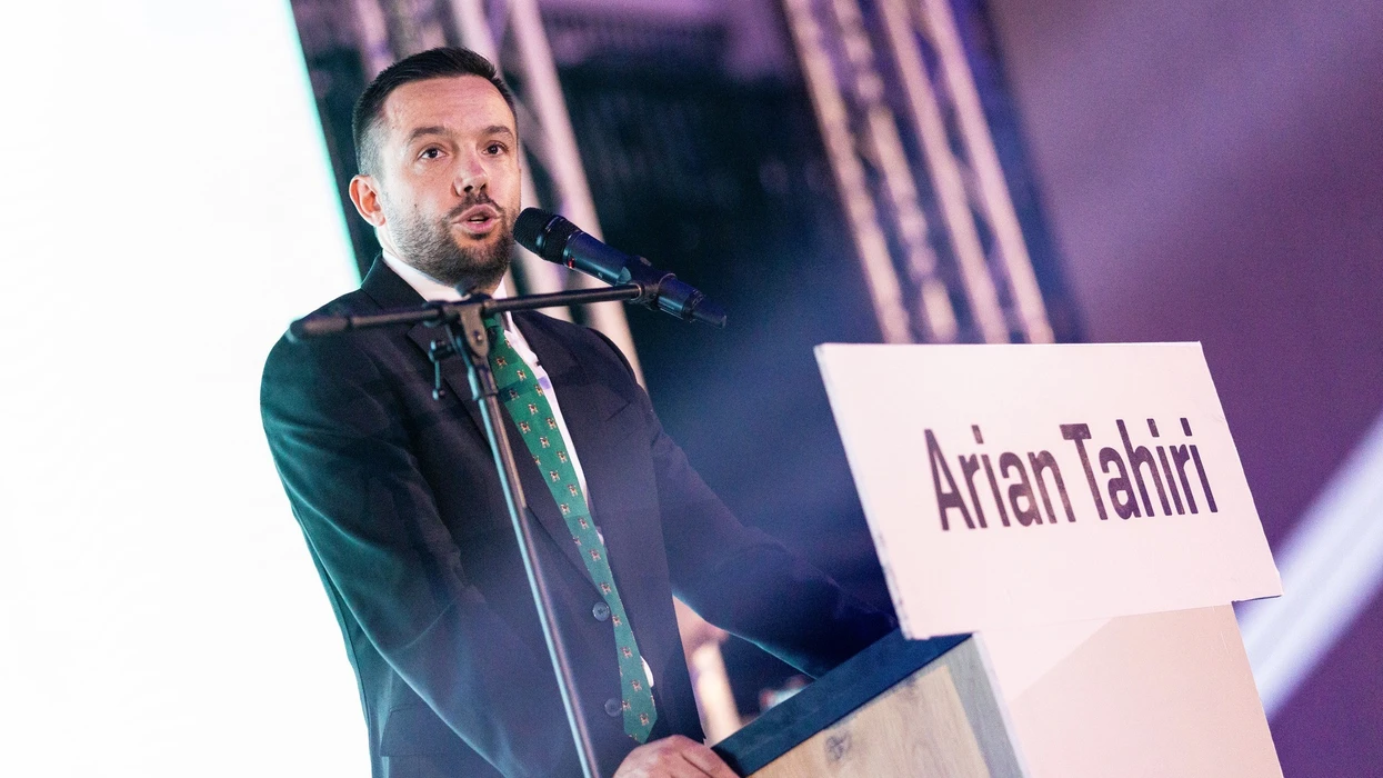 Befasi në Mitrovicë, Arian Tahiri i PDK-së prin bindshëm