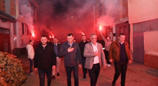 Bajram Rexhepi në lagjen Teqe: Energjia dhe entuziazmi i qytetarëve po rriten çdo ditë, drejt fitores së madhe të 19 tetorit!