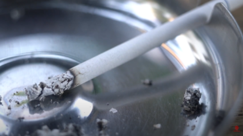 (VIDEO) 40% e të miturve pijnë duhan, pjesa dërmuese janë 13 vjeçare