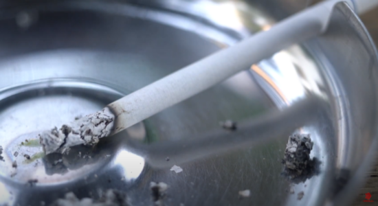 (VIDEO) 40% e të miturve pijnë duhan, pjesa dërmuese janë 13 vjeçare