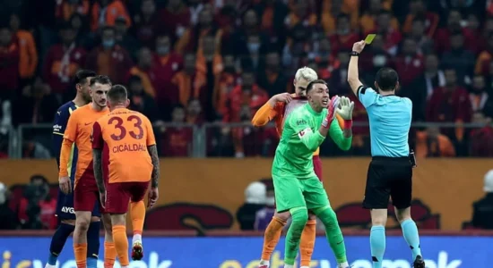 Skandali në Turqi: Pezullohen plot 149 gjyqtarë, përfshirë 22 nga liga e parë