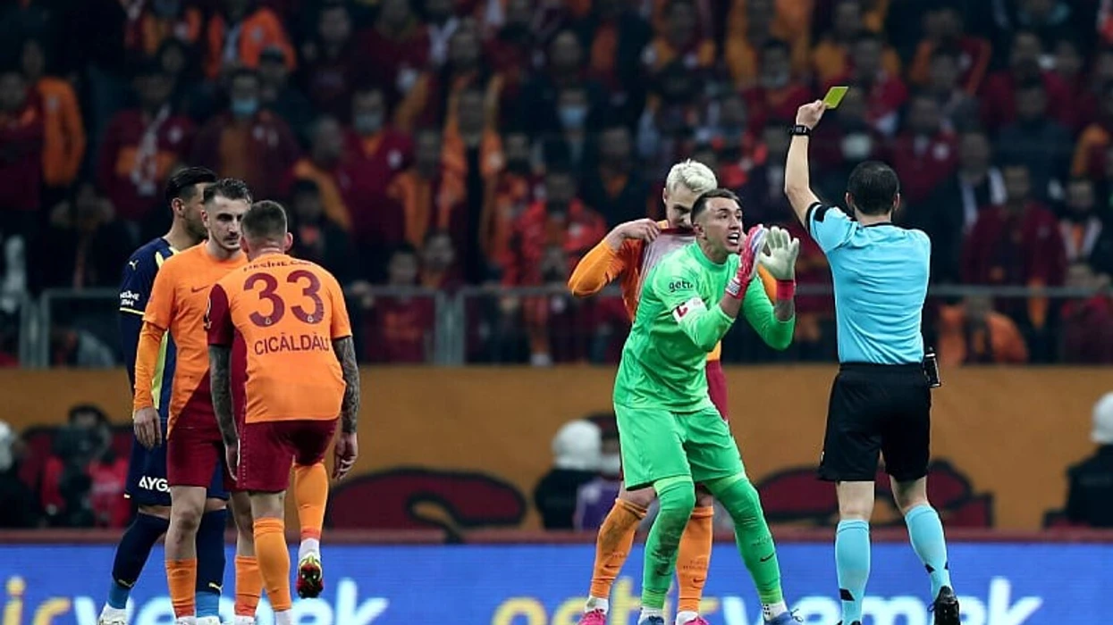 Skandali në Turqi: Pezullohen plot 149 gjyqtarë, përfshirë 22 nga liga e parë