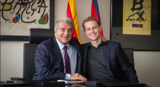 De Jong rinovon kontratën, Barcelona i vendos klauzolë marramendëse