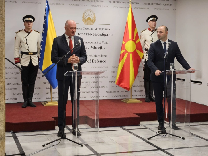 Misajllovski-Helez: Përforcim i partneritetit dhe besimit në mbrojtje mes Maqedonisë së Veriut dhe Bosnjë dhe Hercegovinës