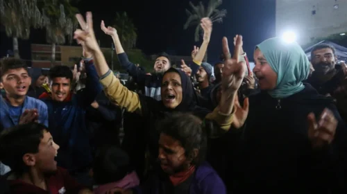 Gaza shpërthen në festë pas lajmit për armëpushim mes Hamasit dhe Izraelit