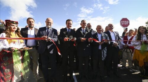 Kosovë, përurohet rruga ndërkufitare me Shqipërinë