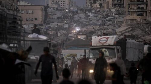 Hamasi përshëndet qëndresën e palëkundur të popullit palestinez, pavarësisht 2 viteve gjenocid