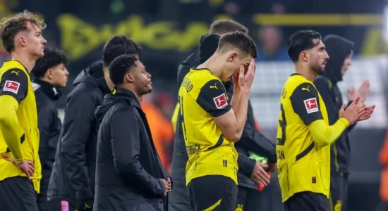Barcelona përshpejton planet për transferimin e yllit të Borussia Dortmundit