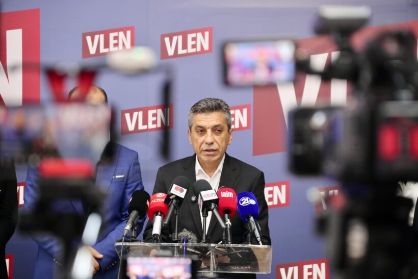 Mexhiti: Në gjithë shkollat fillore nxënësit do të kenë uniforma, do t’i financojë komuna
