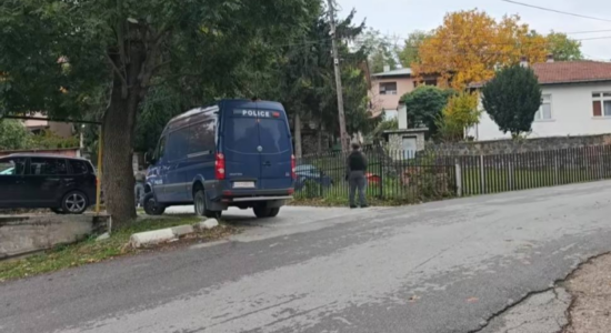Lista Serbe ankohet: Operacioni në veri u zhvillua me policë me armatim lufte, thyen dyer e frikësuan qytetarë