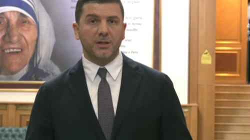 Krasniqi: Ky është fundi i një mashtrimi politik, epoka e Albin Kurtit ka marrë fund