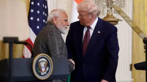 Trump: Modi më premtoi se do ndalojë blerjen e naftës ruse, shpresoj dhe Kina të bëjë të njëjtën gjë