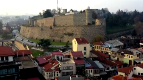 (VIDEO) Temperaturat do të zbresin nën zero, javën e ardhshme sërish ngrohtë