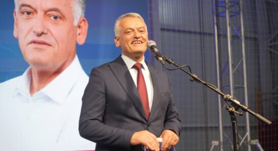 VLEN: Likova foli qartë dhe me një zë për Nexhmedin Sadikun!