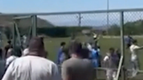 (VIDEO) 11 muaj burg për prindin që kishte sulmuar dy futbollistë të mitur