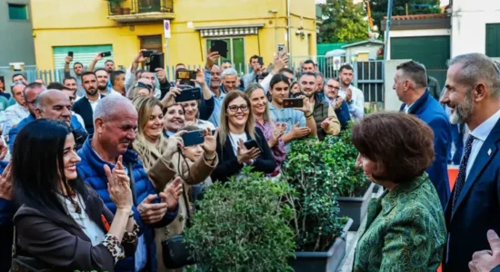 Siljanovska-Davkova nga Venediku: Diaspora mund të kontribuojë që të jemi edhe ne shtet me standarde evropiane