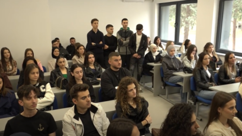 (VIDEO) UNT nis solemnisht vitin akademik