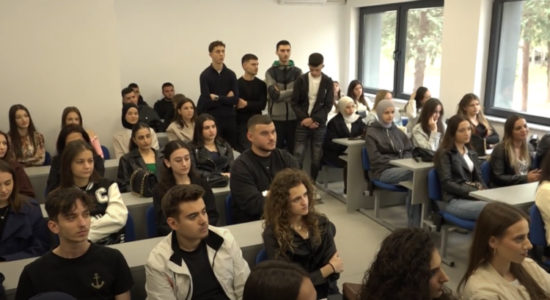 (VIDEO) UNT nis solemnisht vitin akademik
