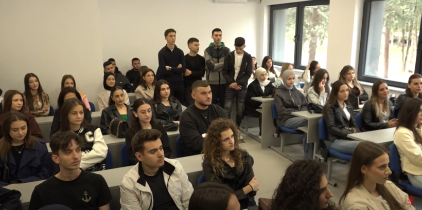 (VIDEO) UNT nis solemnisht vitin akademik