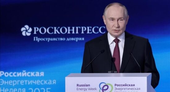 Putin: Bisedimet për furnizimin e raketave Tomahawk në Ukrainë janë “përpjekje për përshkallëzim”