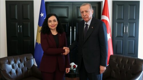 Presidentja Osmani uron presidentin Erdogan për Ditën e Republikës së Turqisë