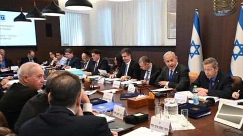 Qeveria izraelite miraton marrëveshjen për armëpushim në Gaza