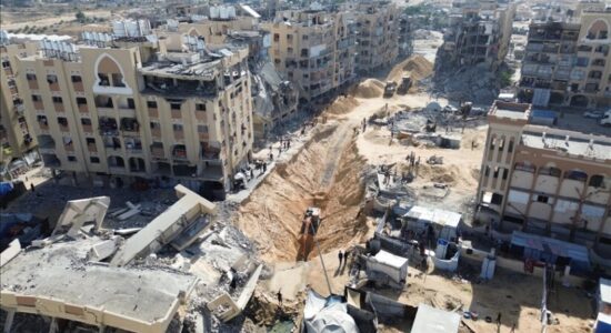 Vazhdojnë kërkimet në Gaza për trupat e pengjeve izraelite