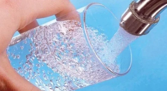 Uji në Tetovë i papijshëm pas reshjeve të shiut