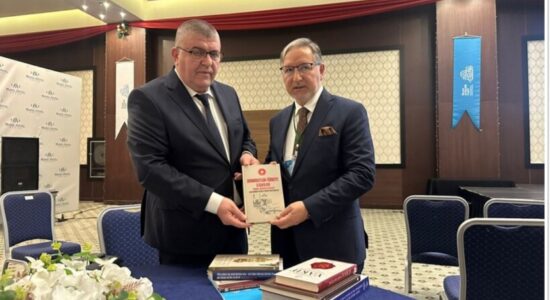 Takim në Edirne i kryetarit të Fondacionit ALSAR, Mehdi Gurra me prof. dr. Mustafa Karataş, anëtar i kryesisë së Fondacionit të Dijetarëve Islam