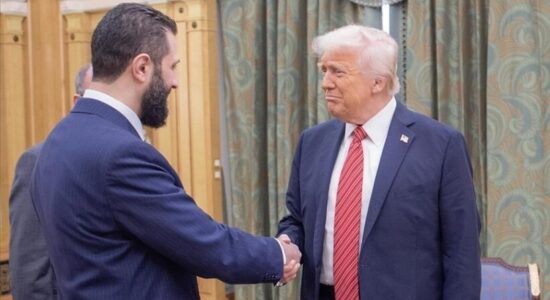 Shtëpia e Bardhë: Trump të hënën do të takohet me presidentin sirian al-Sharaa