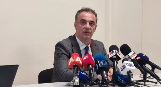 Aliu: Filluam me analizimin e të dhënave për vendosjen e regjistrit për burime njerëzore në institucionet shtetërore dhe për t’iu përgjigjur nevojave me kuadër