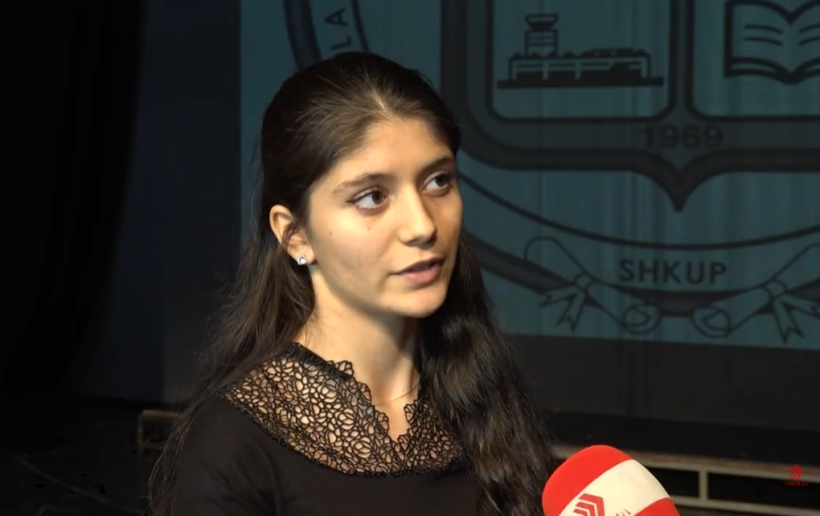 (VIDEO) Shkolla “Marija Kiri Skllodovska” organizon manifestim në teatrin shqiptar