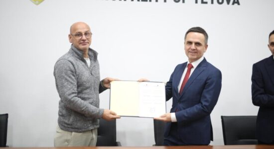 (VIDEO) Kasami e mori mandatin e dytë si kryetar i Tetovës