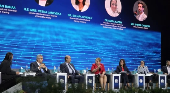 Janevska: Përmes zhvillimit të arsimit profesional formal dhe joformal përmirësojmë tregun e punës dhe forcojmë ekonominë