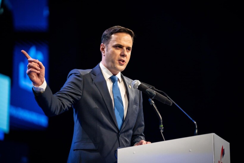 Abdixhiku: Shfaqje teatrale e mandatarëve pa shumicë