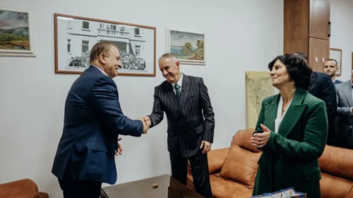 Dehari ia dorëzon postin Jovanovskit, Qyra merr detyrën në Strugë